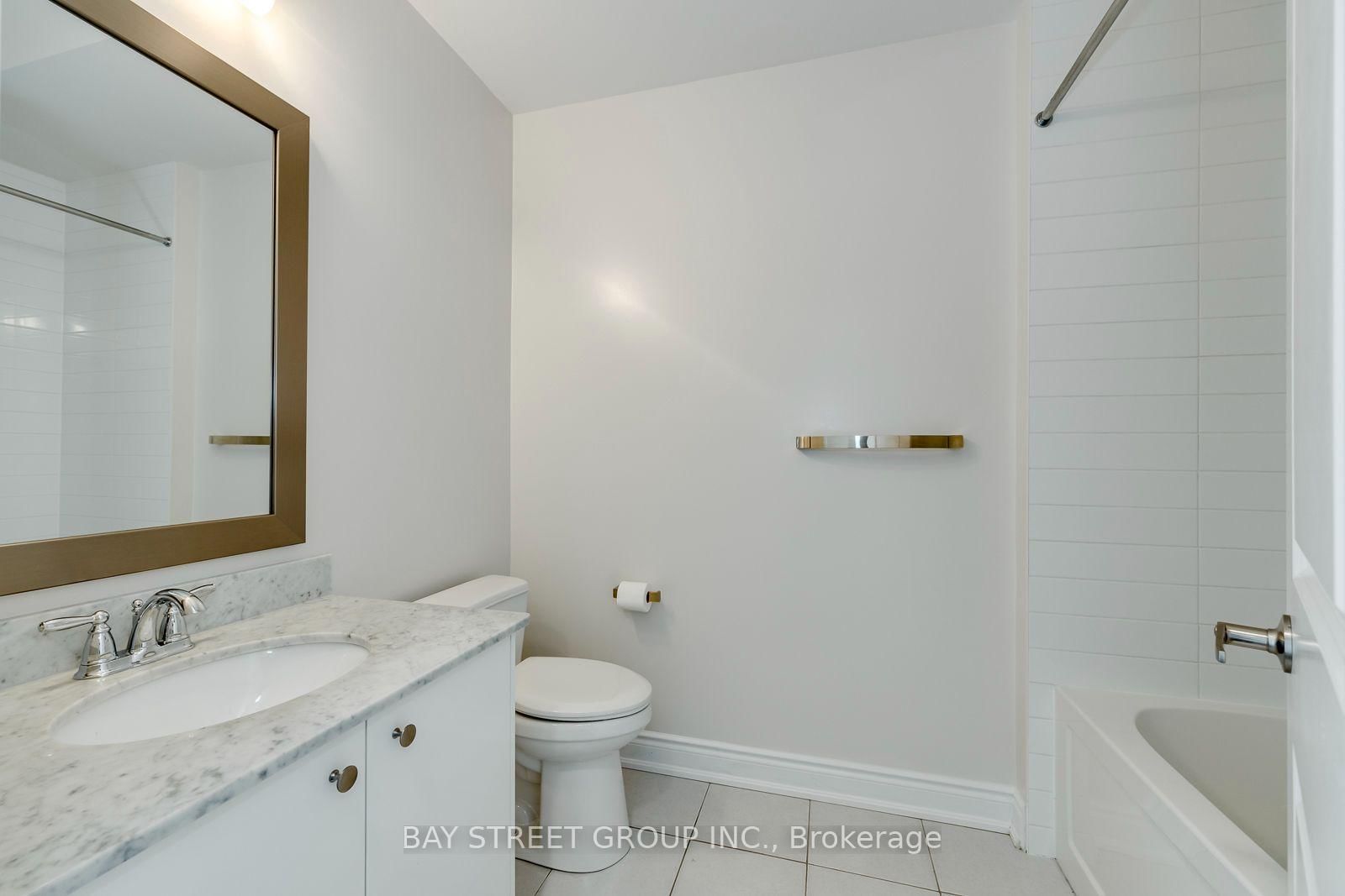 2172 Trafalgar Road • ##21 • Oakville, ON photo 25