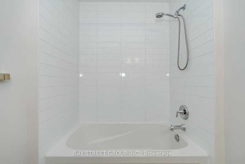 2172 Trafalgar Oakville,ON L6H 0N3 — Photo 26