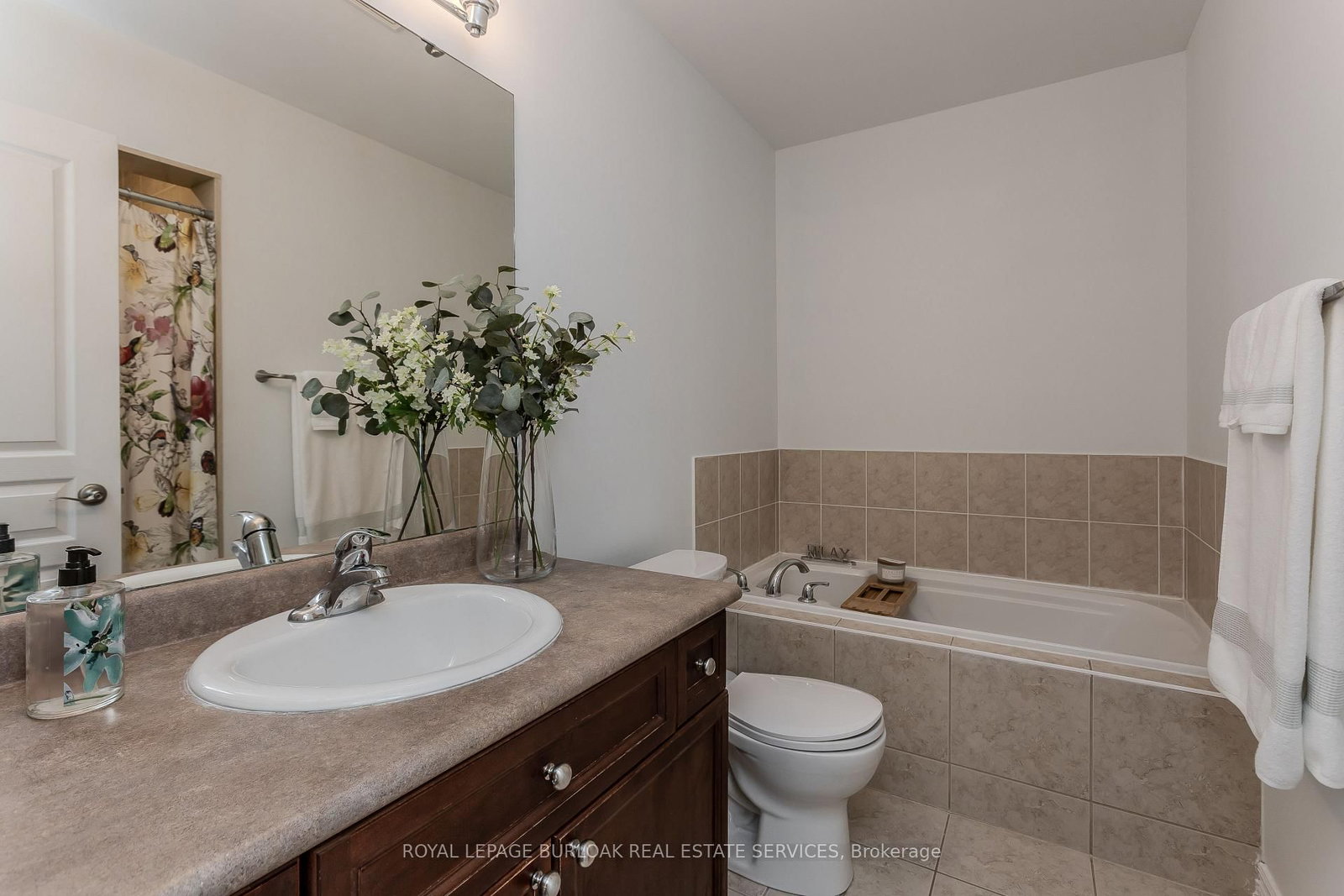 2410 Woodward Avenue • #4 • Burlington, ON photo 11