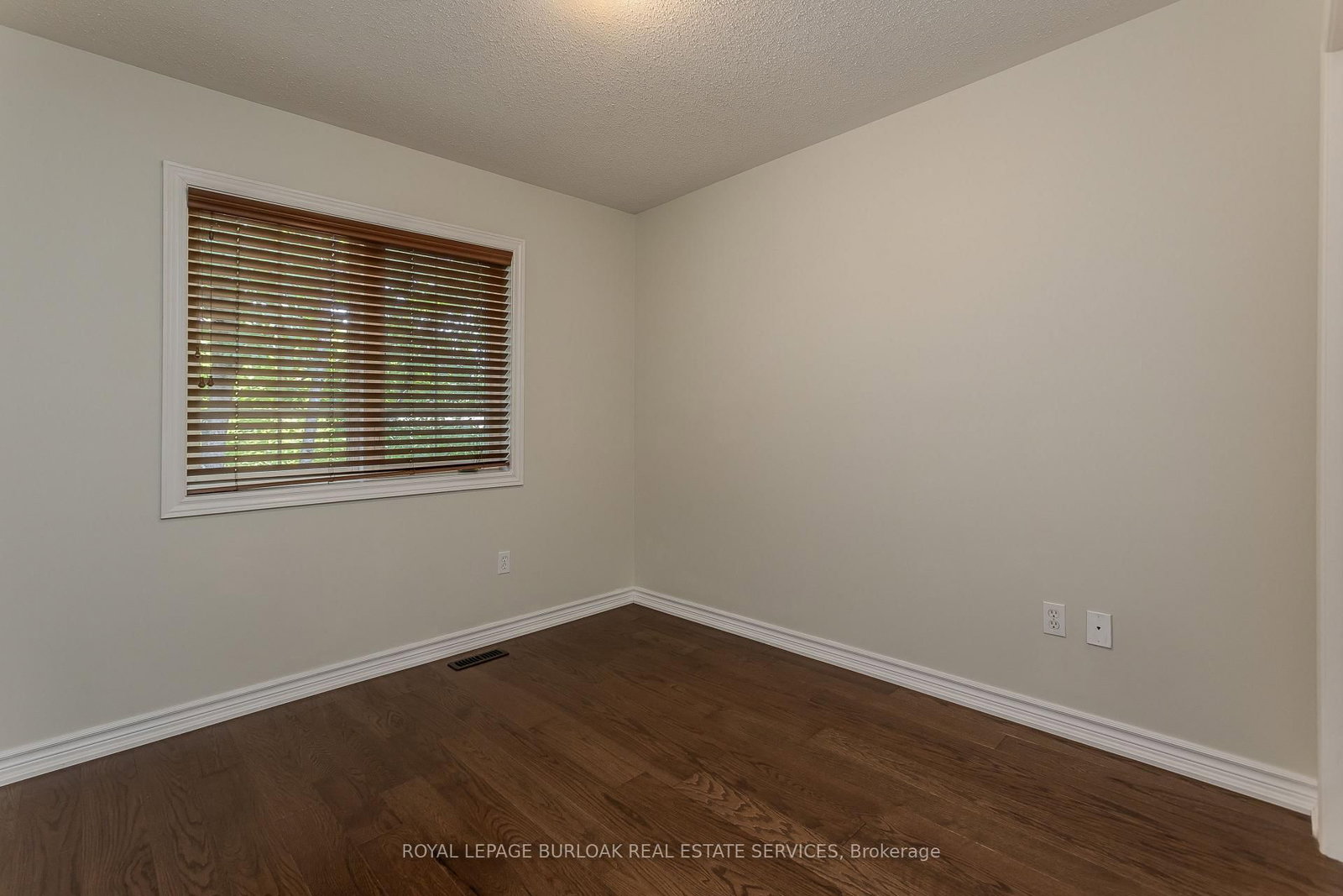 2410 Woodward Avenue • #4 • Burlington, ON photo 13