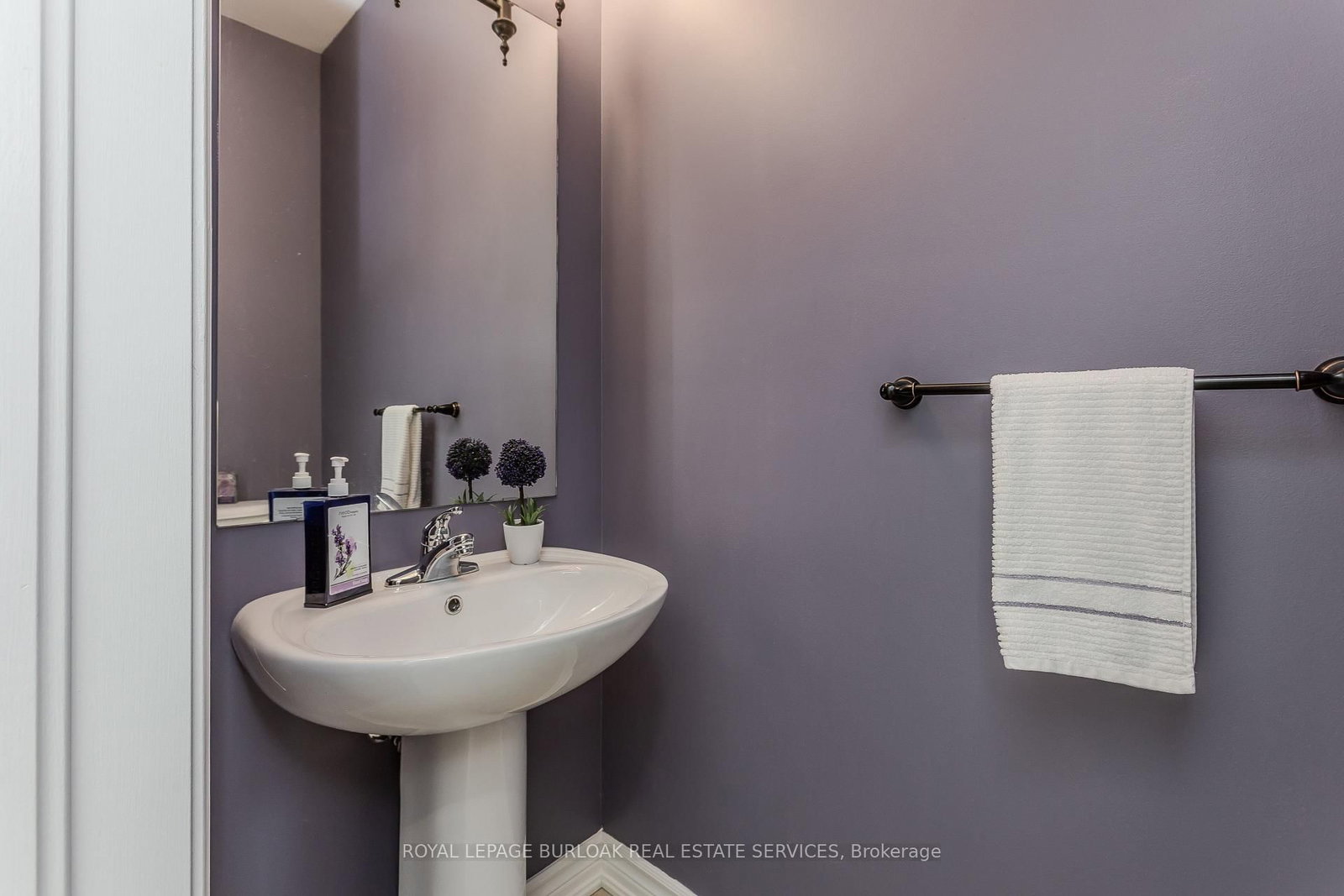 2410 Woodward Avenue • #4 • Burlington, ON photo 8