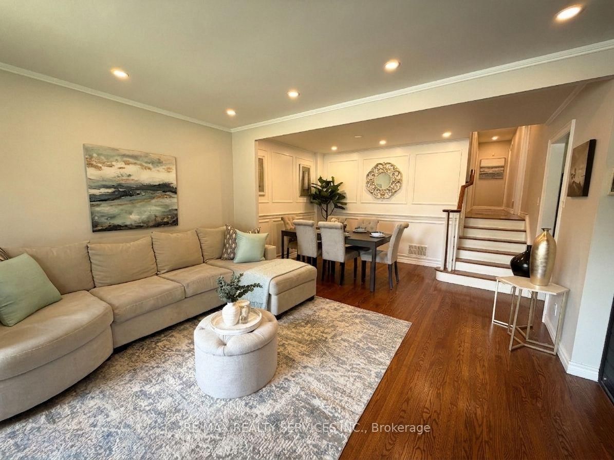 238 Laurier Avenue • Milton, ON photo 10