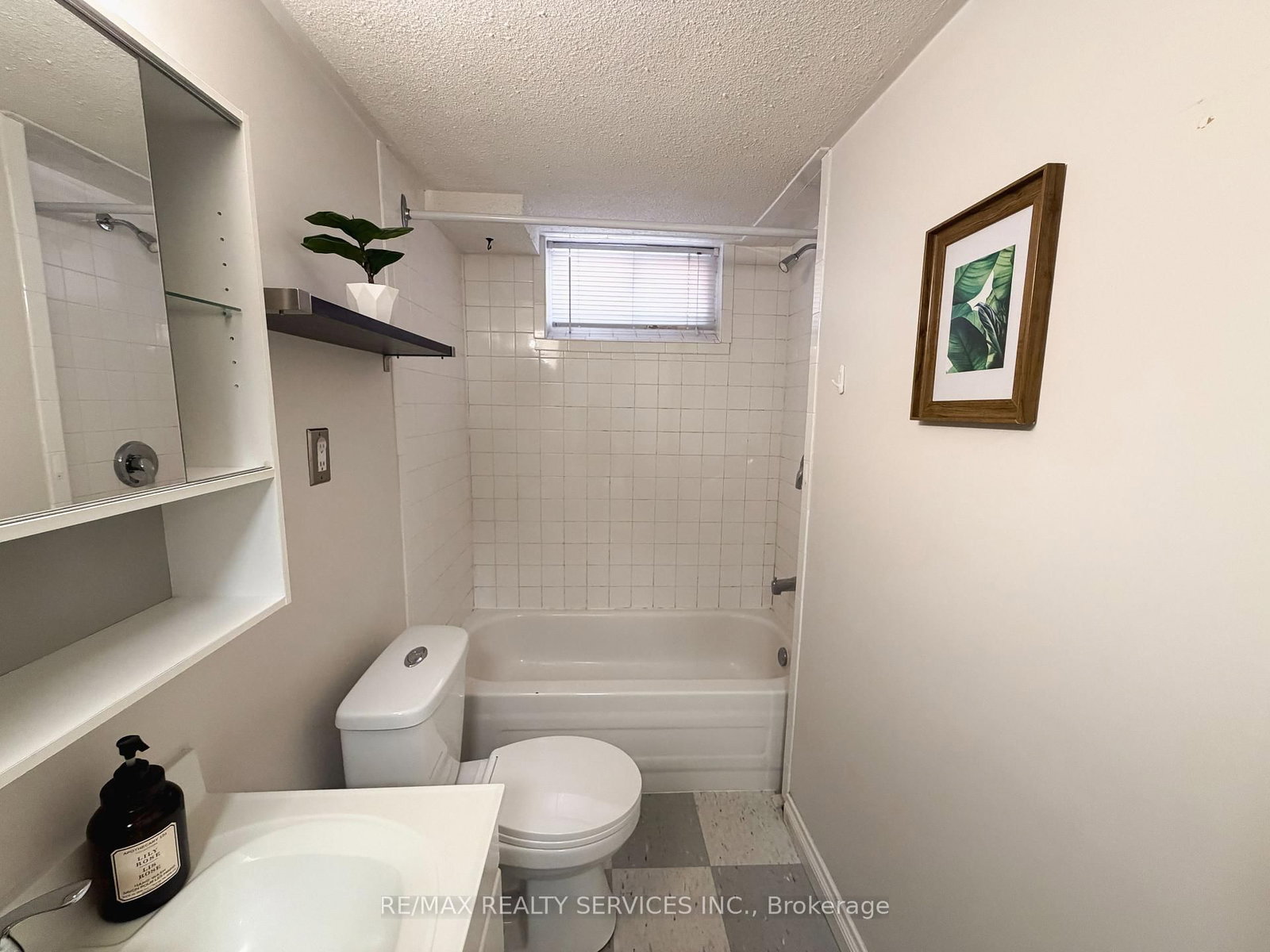 238 Laurier Avenue • Milton, ON photo 19