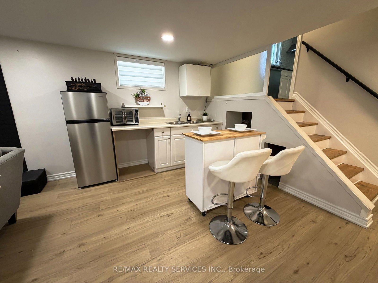238 Laurier Avenue • Milton, ON photo 20