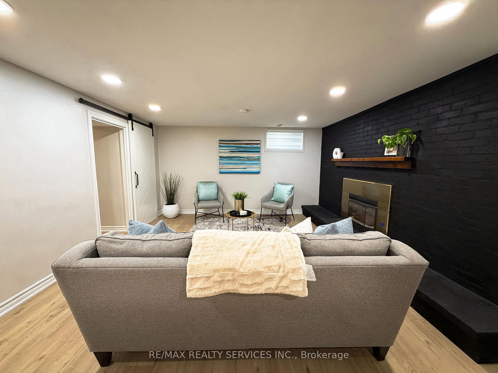 238 Laurier Avenue • Milton, ON photo 22