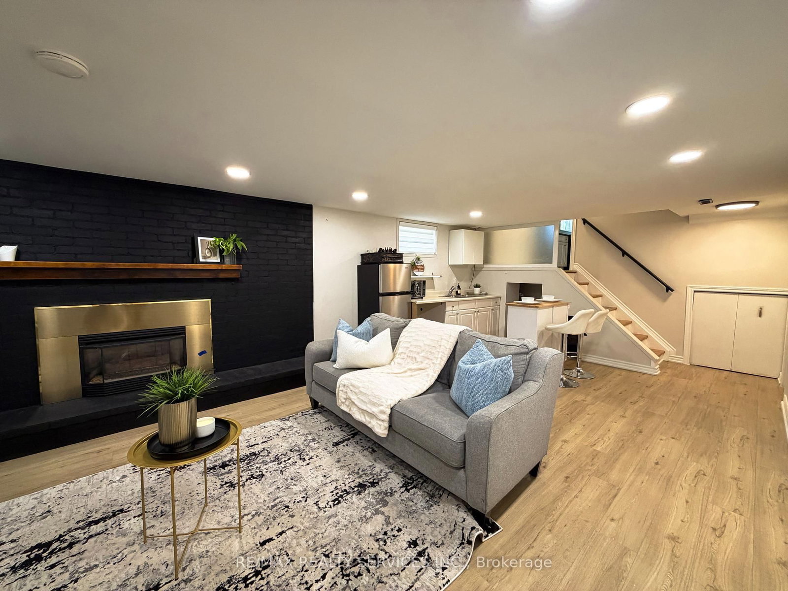 238 Laurier Avenue • Milton, ON photo 24