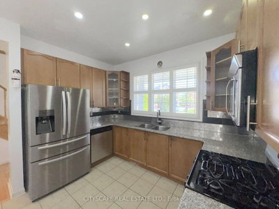 24 Eastway Brampton,ON L6S 0A4 — Photo 12