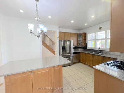 24 Eastway Brampton,ON L6S 0A4 — Photo 15