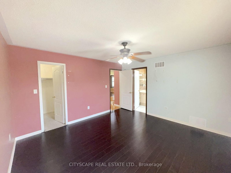 24 Eastway Brampton,ON L6S 0A4 — Photo 23