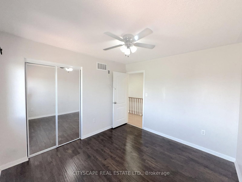 24 Eastway Brampton,ON L6S 0A4 — Photo 27