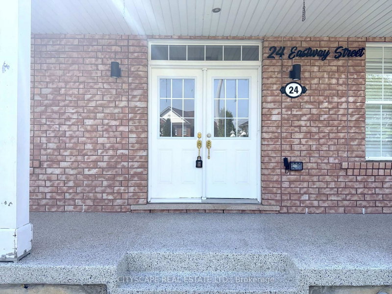 24 Eastway Brampton,ON L6S 0A4 — Photo 6