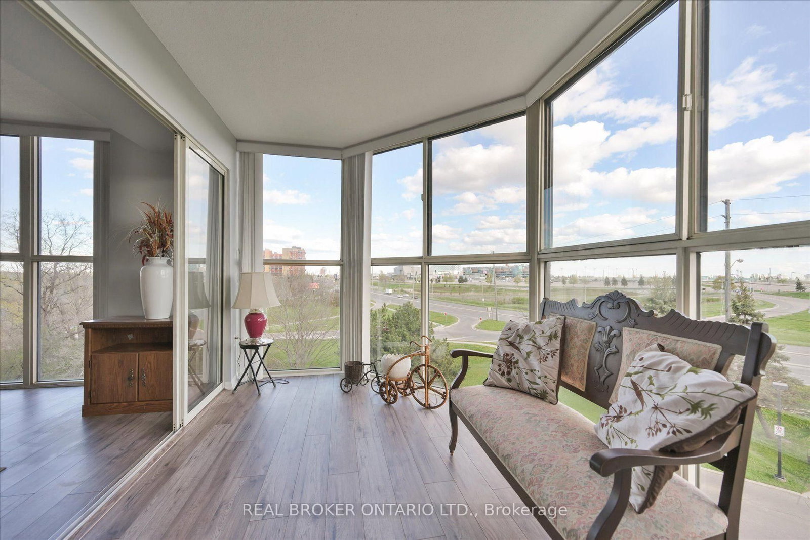 600 Rexdale Boulevard • #403 • Toronto, ON photo 8