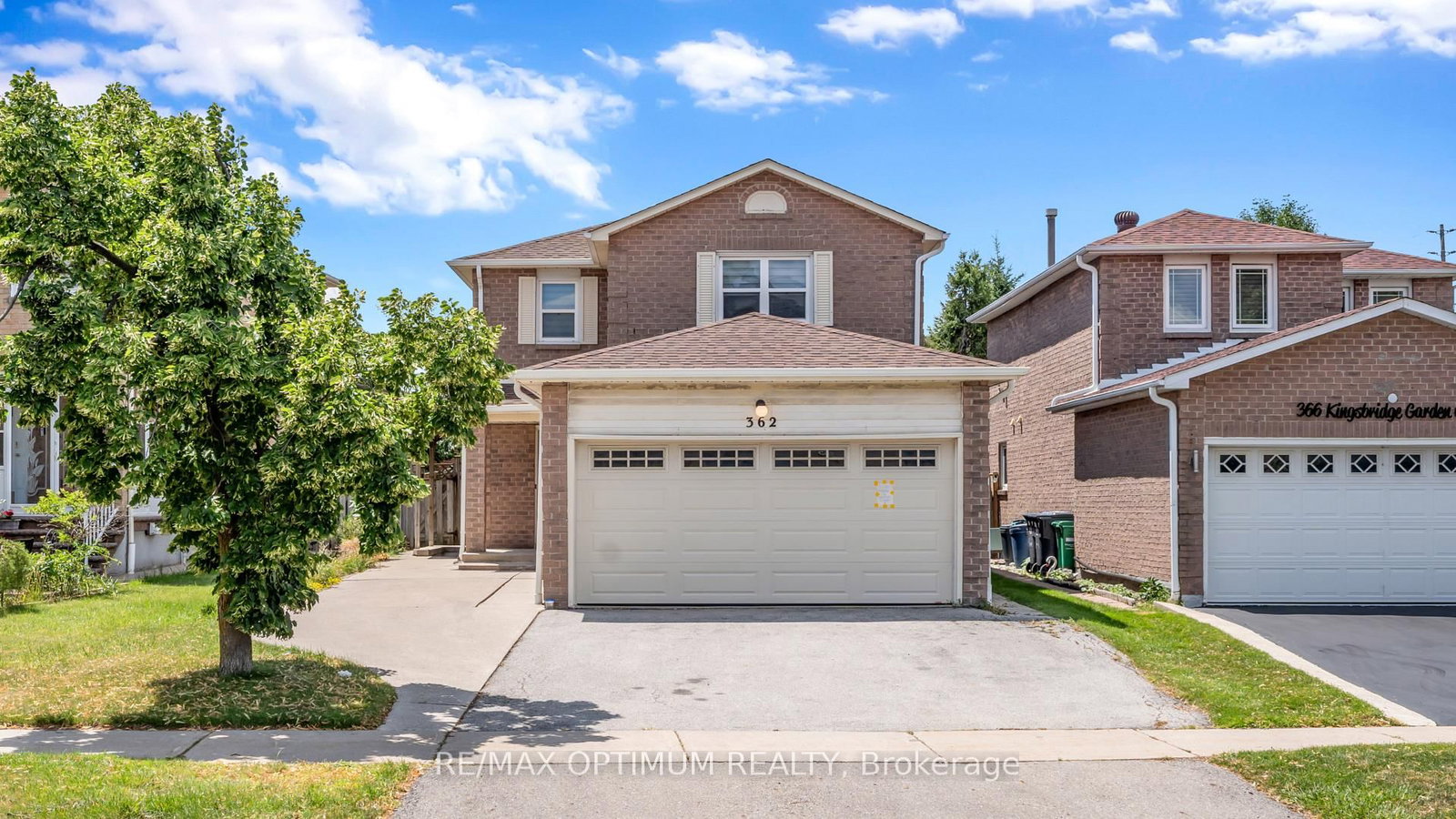 362 Kingsbridge Garden Mississauga,ON L5R 1K8