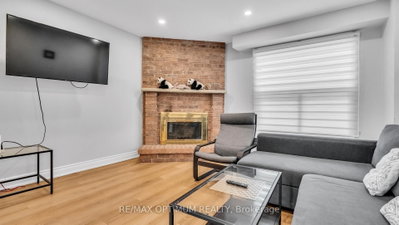 362 Kingsbridge Garden Mississauga,ON L5R 1K8 — Photo 11