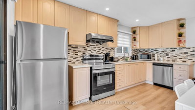 362 Kingsbridge Garden Mississauga,ON L5R 1K8 — Photo 16
