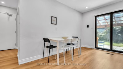 362 Kingsbridge Garden Mississauga,ON L5R 1K8 — Photo 17