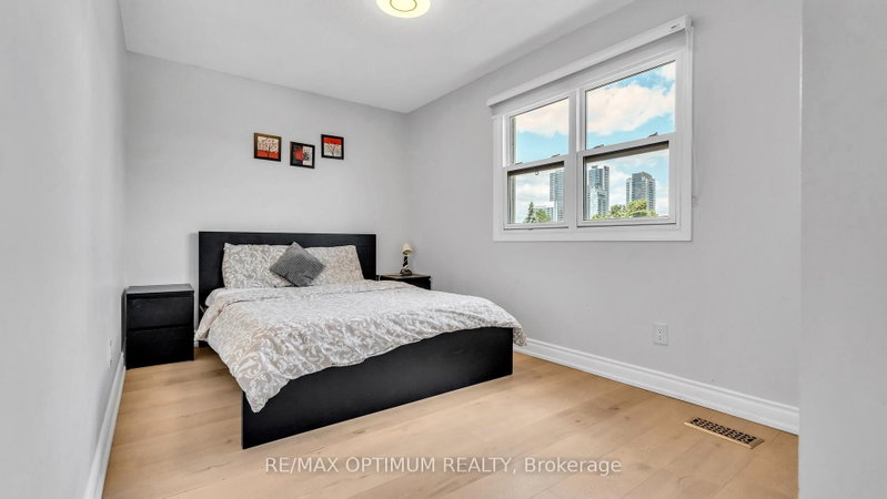 362 Kingsbridge Garden Mississauga,ON L5R 1K8 — Photo 23