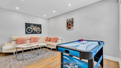 362 Kingsbridge Garden Mississauga,ON L5R 1K8 — Photo 6