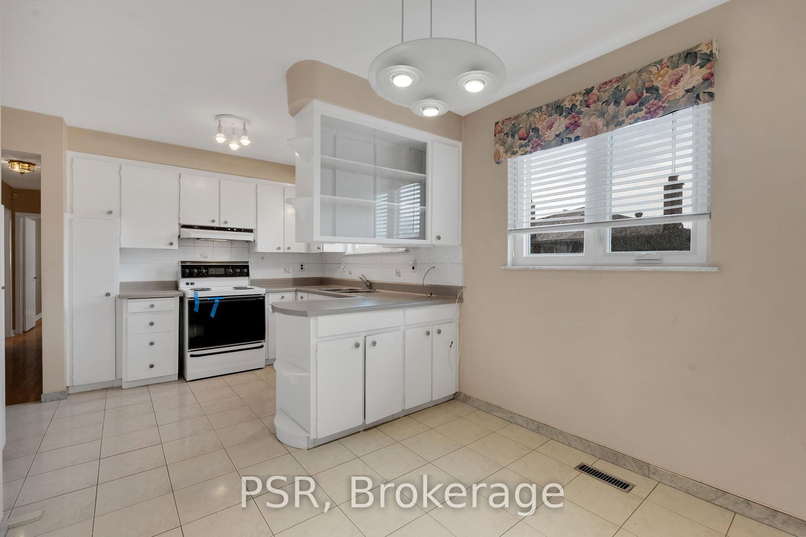 60 Bamford Crescent • Toronto, ON photo 14