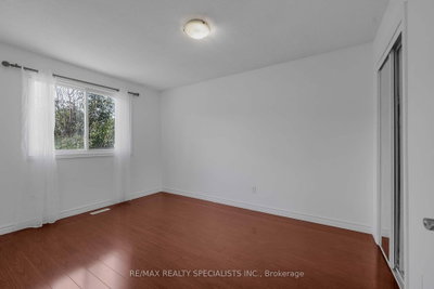 3525 Brandon Gate Mississauga,ON L4T 3M3 — Photo 17