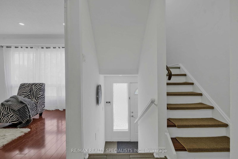 11 - 3525 Brandon Gate Drive