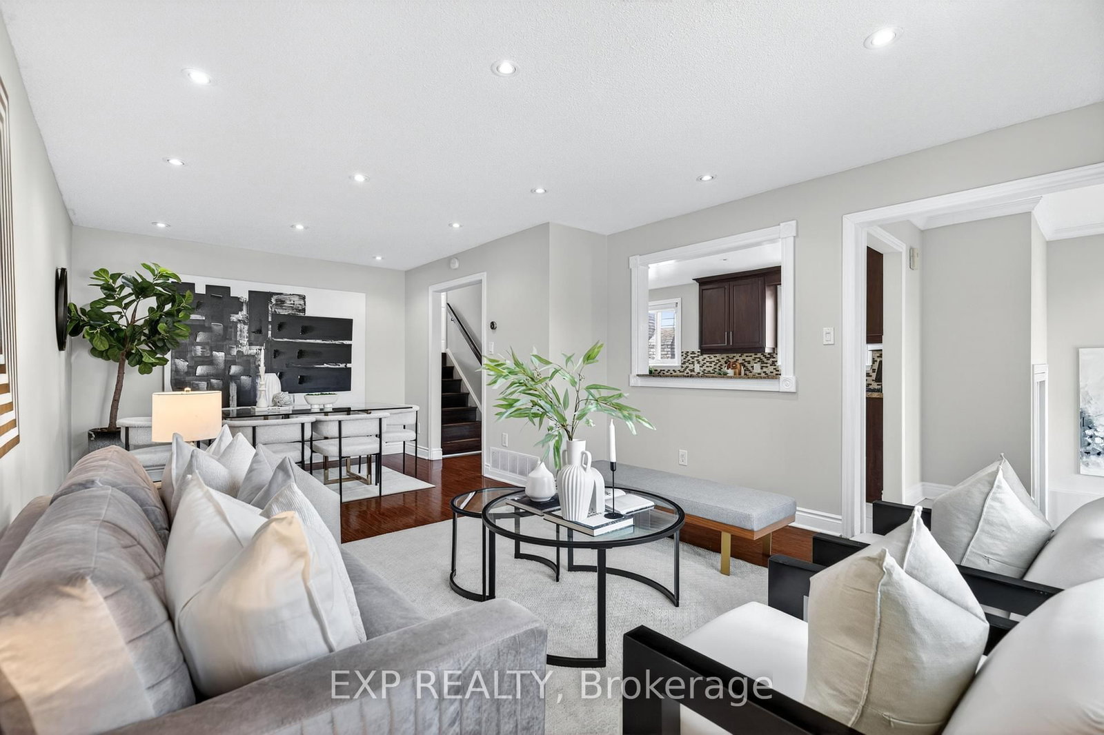 88 English Brampton,ON L6X 2P6 — Photo 5