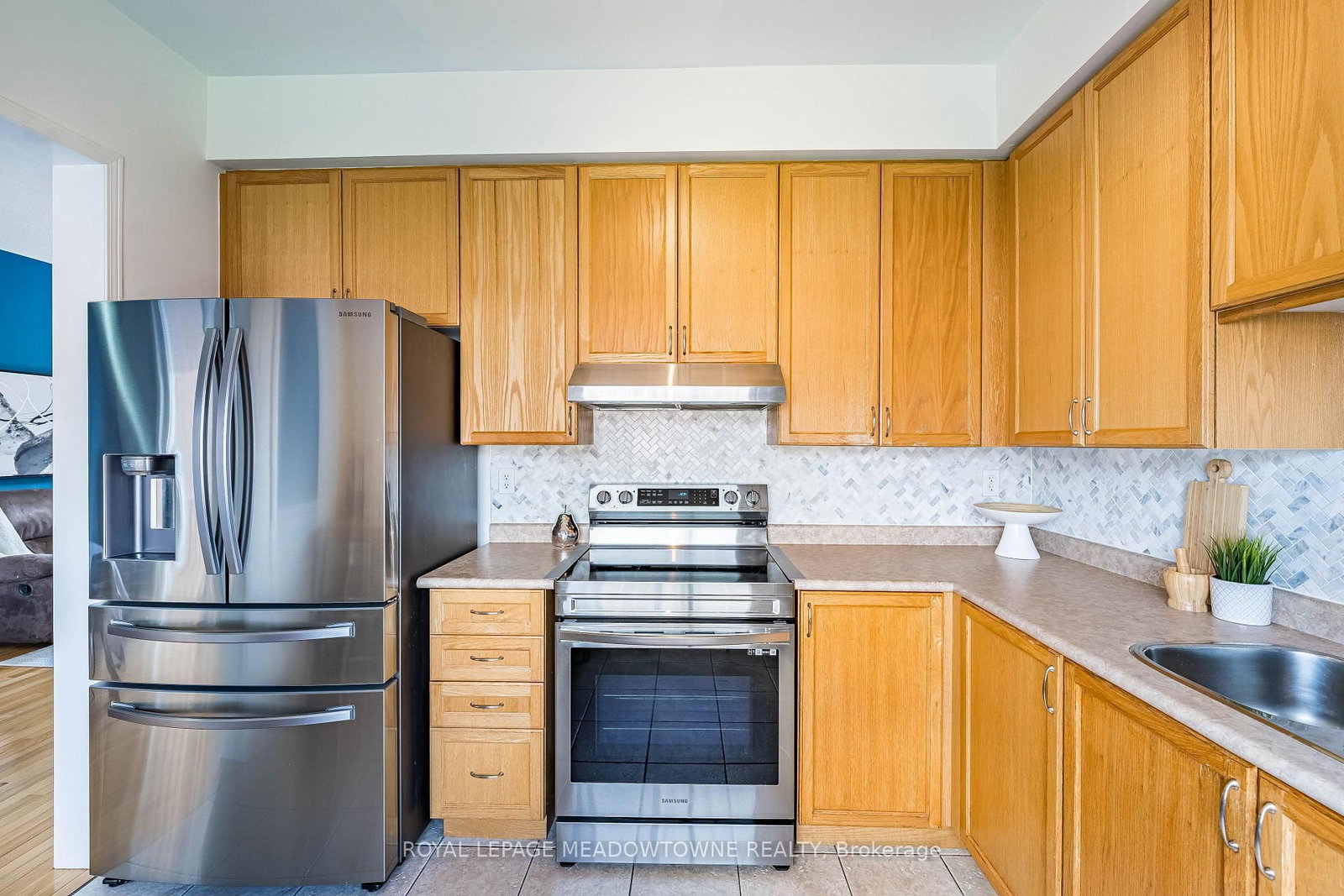 6577 Jazzy Mews • Mississauga, ON photo 13