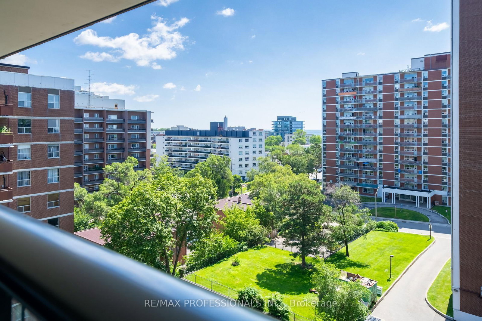 21 Park Street E • #816 • Mississauga, ON photo 28