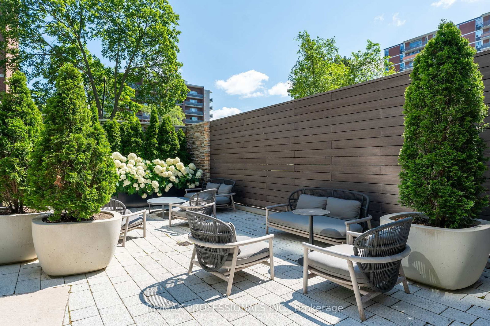 21 Park Street E • #816 • Mississauga, ON photo 30