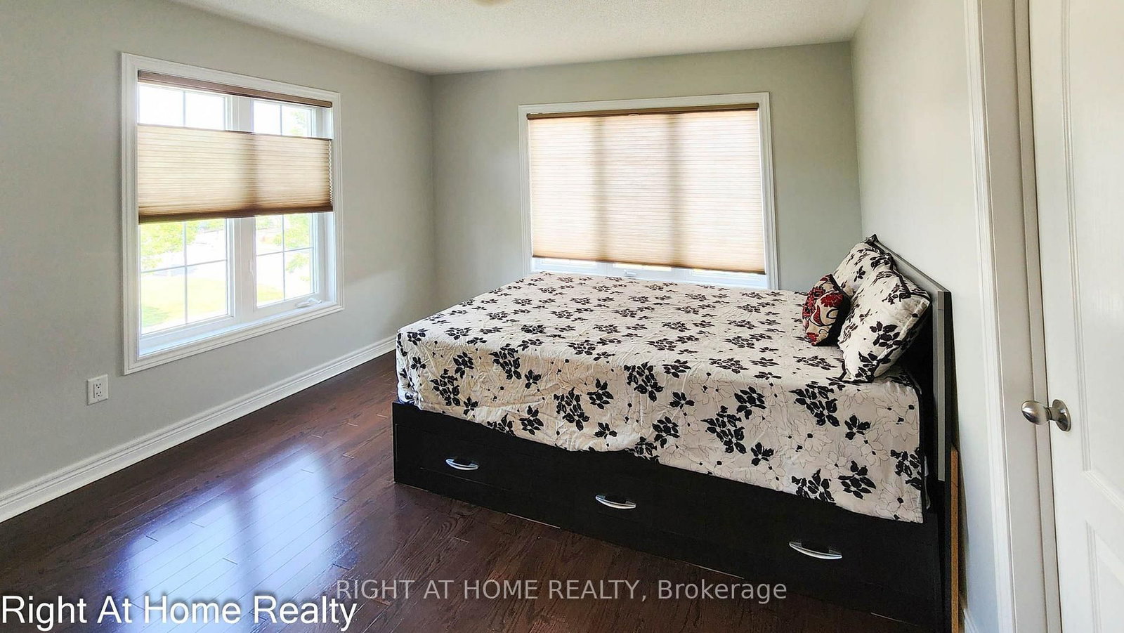 22 Bluffmeadow Street • Brampton, ON photo 32