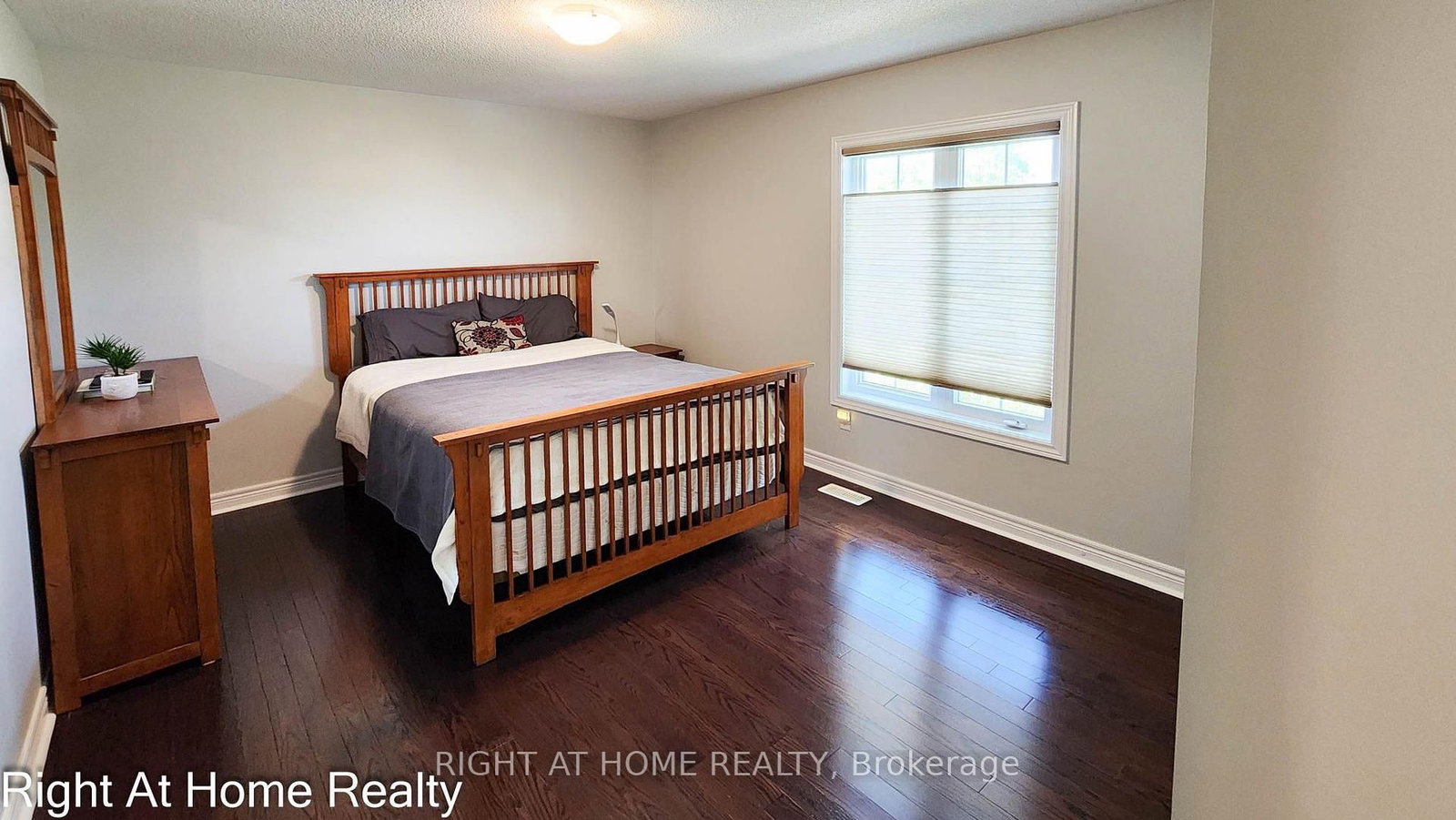 22 Bluffmeadow Street • Brampton, ON photo 35