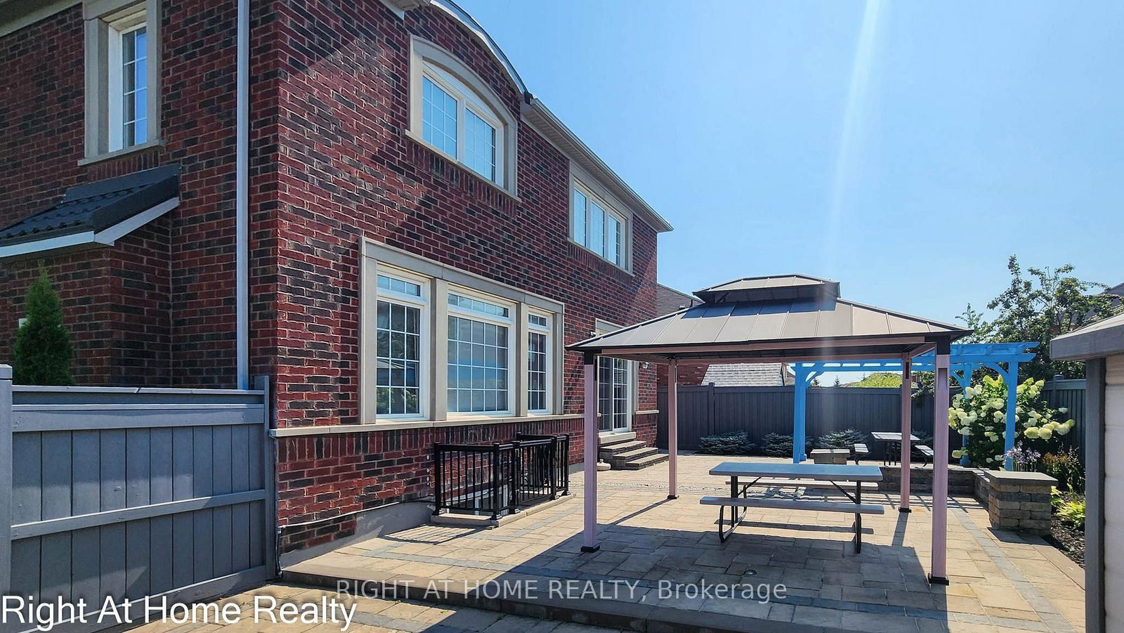 22 Bluffmeadow Street • Brampton, ON photo 45