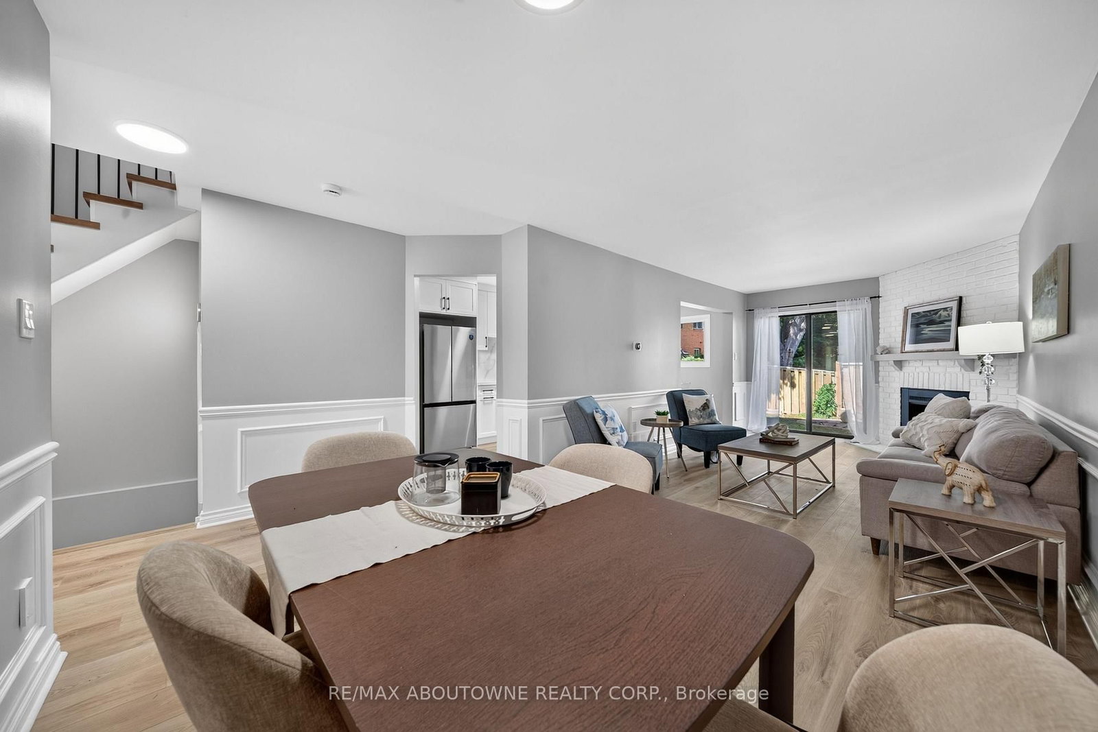 4353 Sawmill Valley Drive • Mississauga, ON photo 16