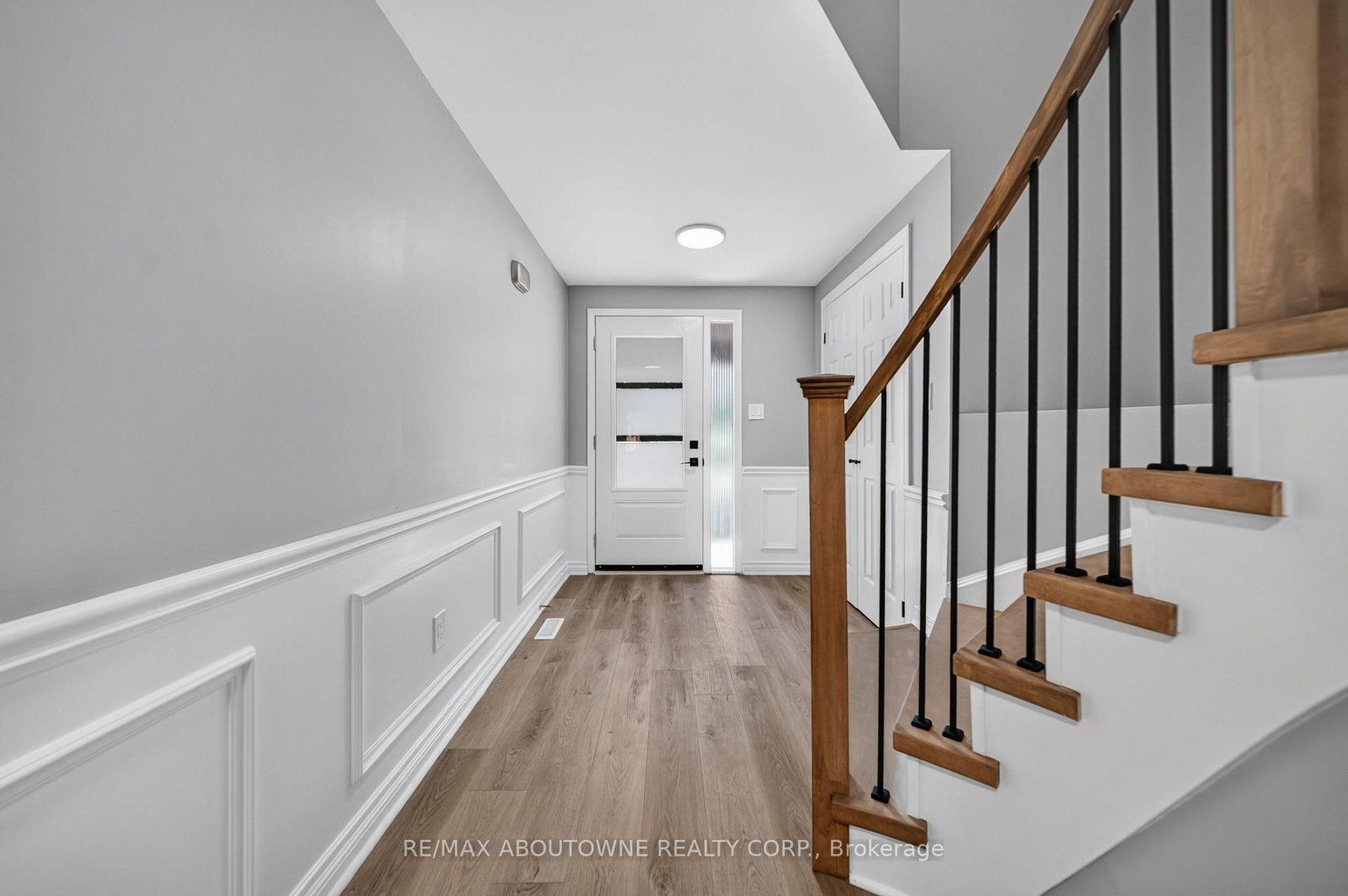4353 Sawmill Valley Drive • Mississauga, ON photo 26