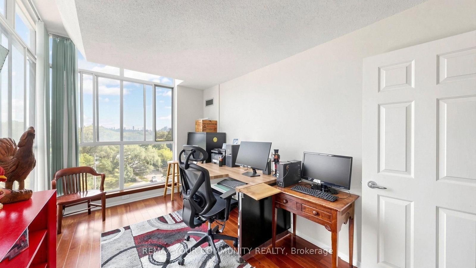 24 Southport Street • #844 • Toronto, ON photo 14