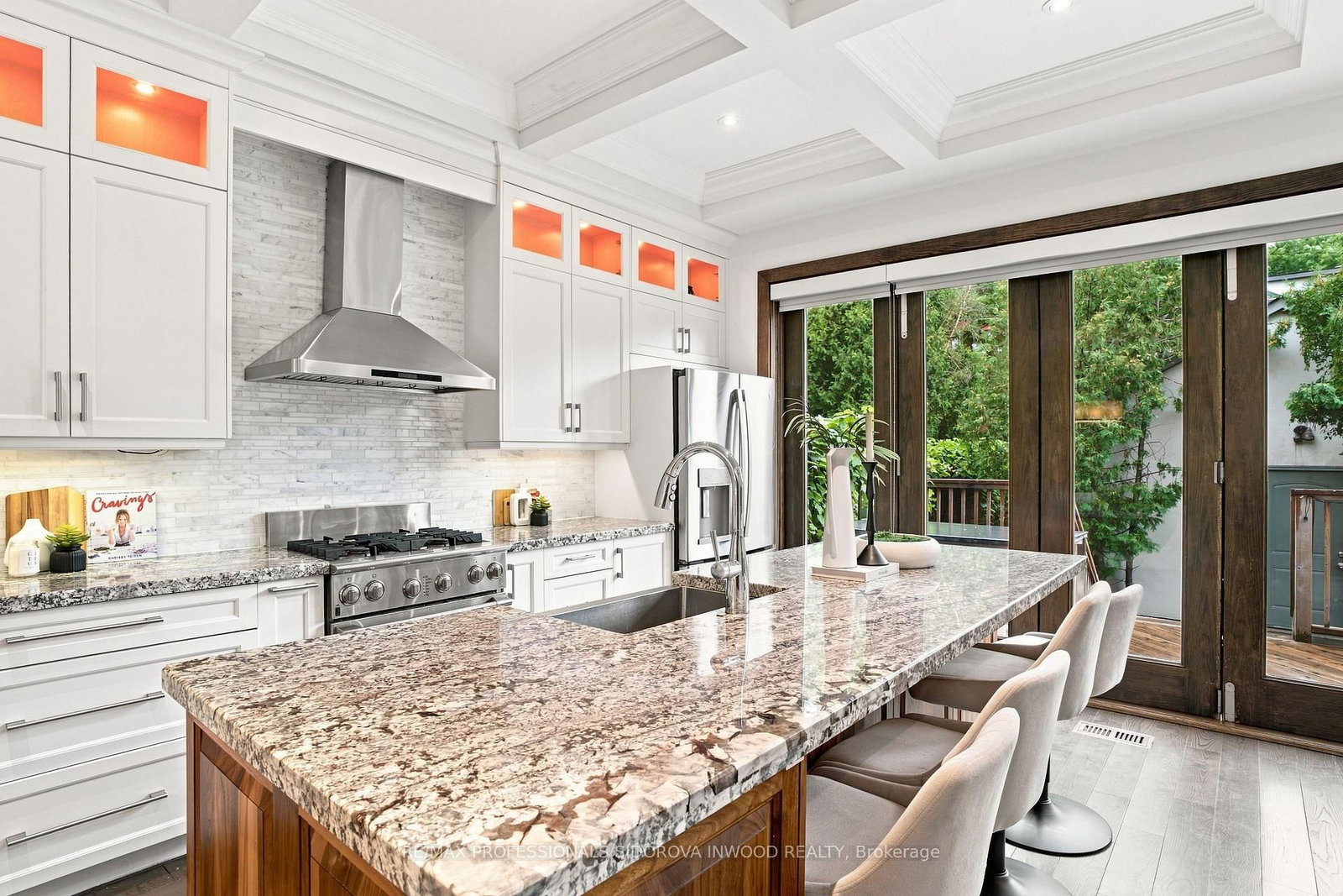 185 Windermere Avenue • Toronto, ON photo 10