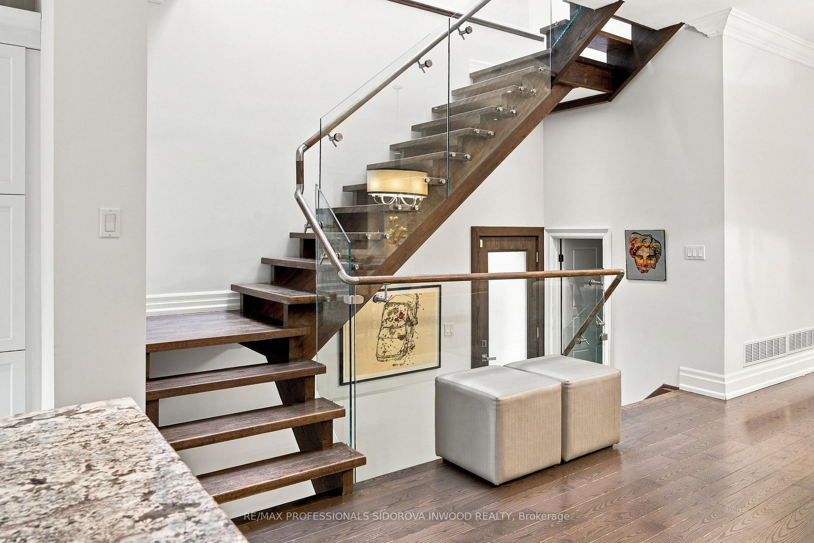 185 Windermere Avenue • Toronto, ON photo 14