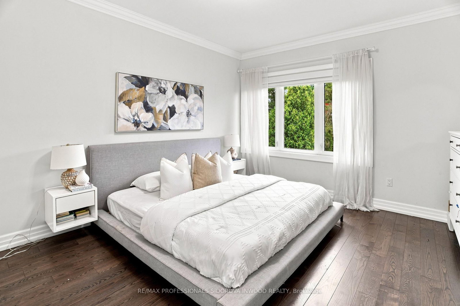 185 Windermere Avenue • Toronto, ON photo 17