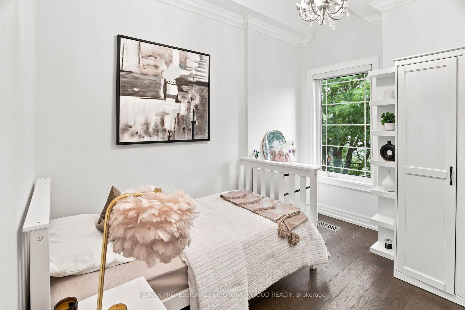 185 Windermere Avenue • Toronto, ON photo 21
