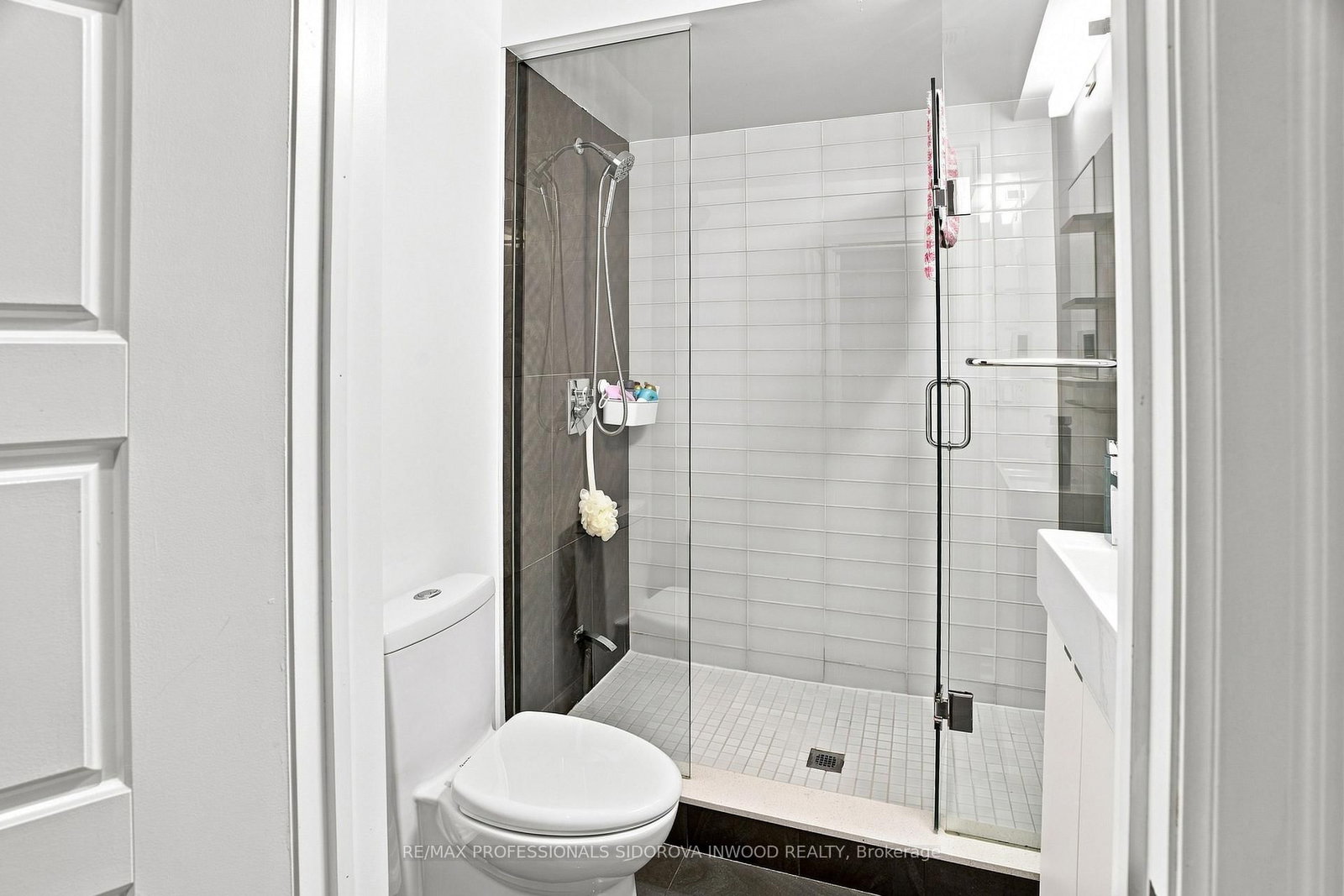 185 Windermere Avenue • Toronto, ON photo 33