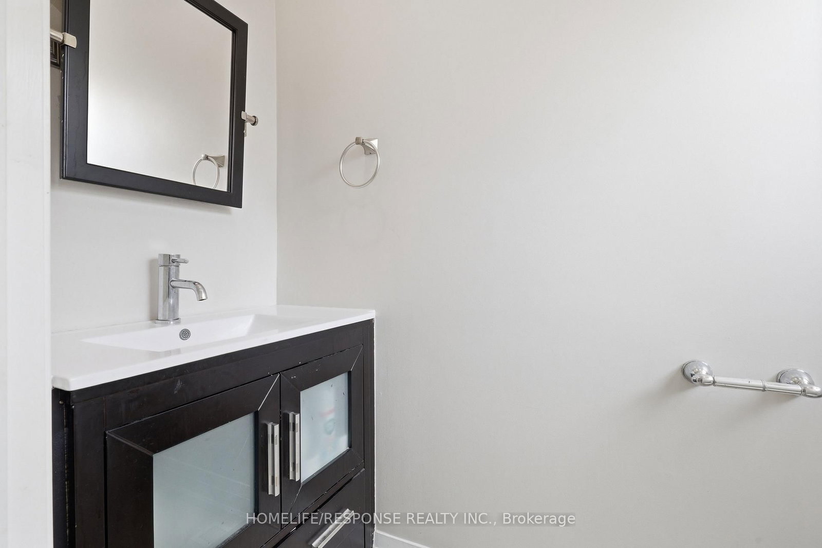 680 SWEETWATER Place • Mississauga, ON photo 9