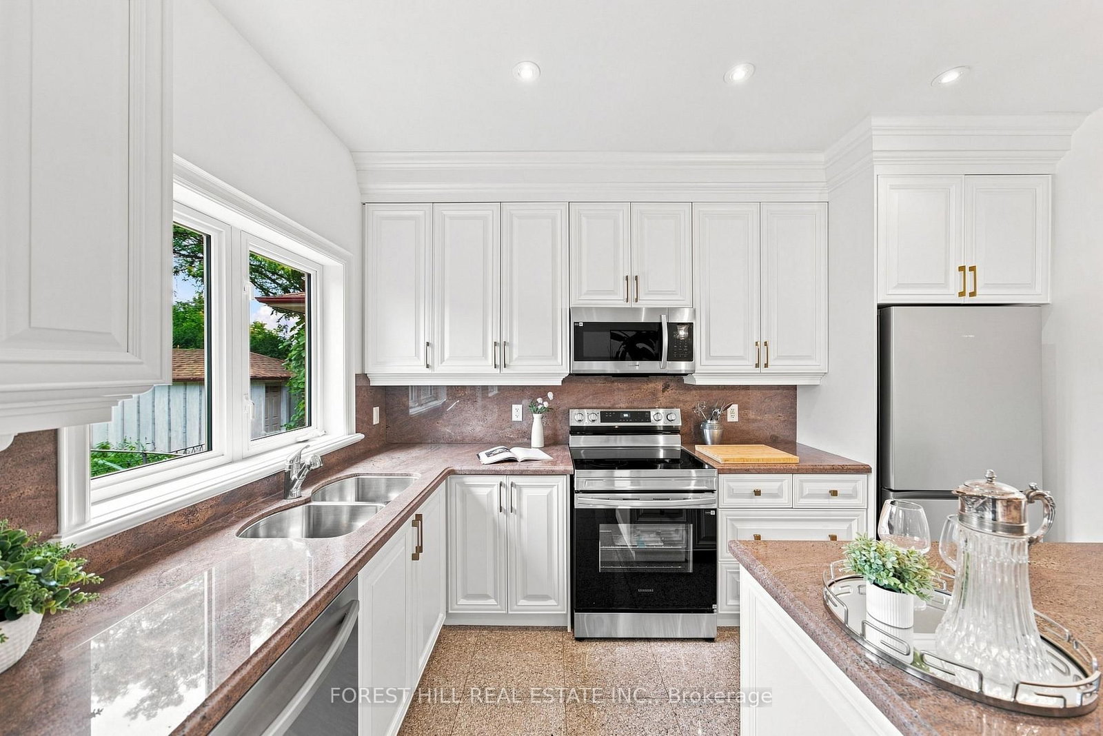 1006 Briar Hill Avenue • Toronto, ON photo 16