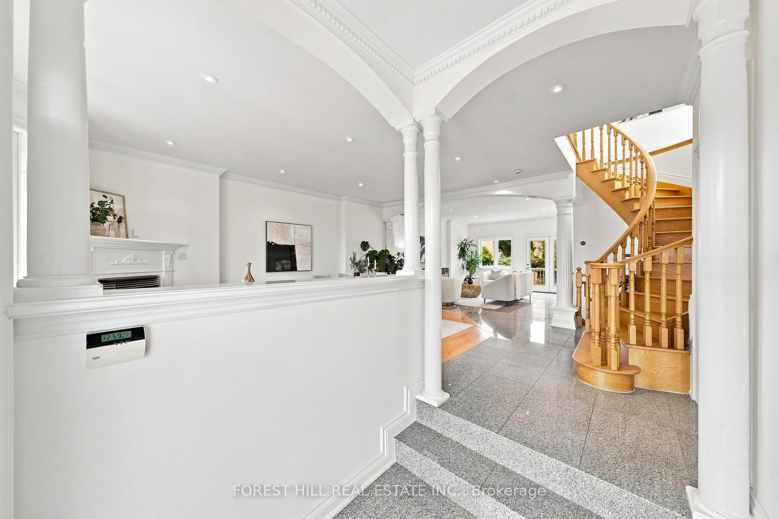 1006 Briar Hill Avenue • Toronto, ON photo 7