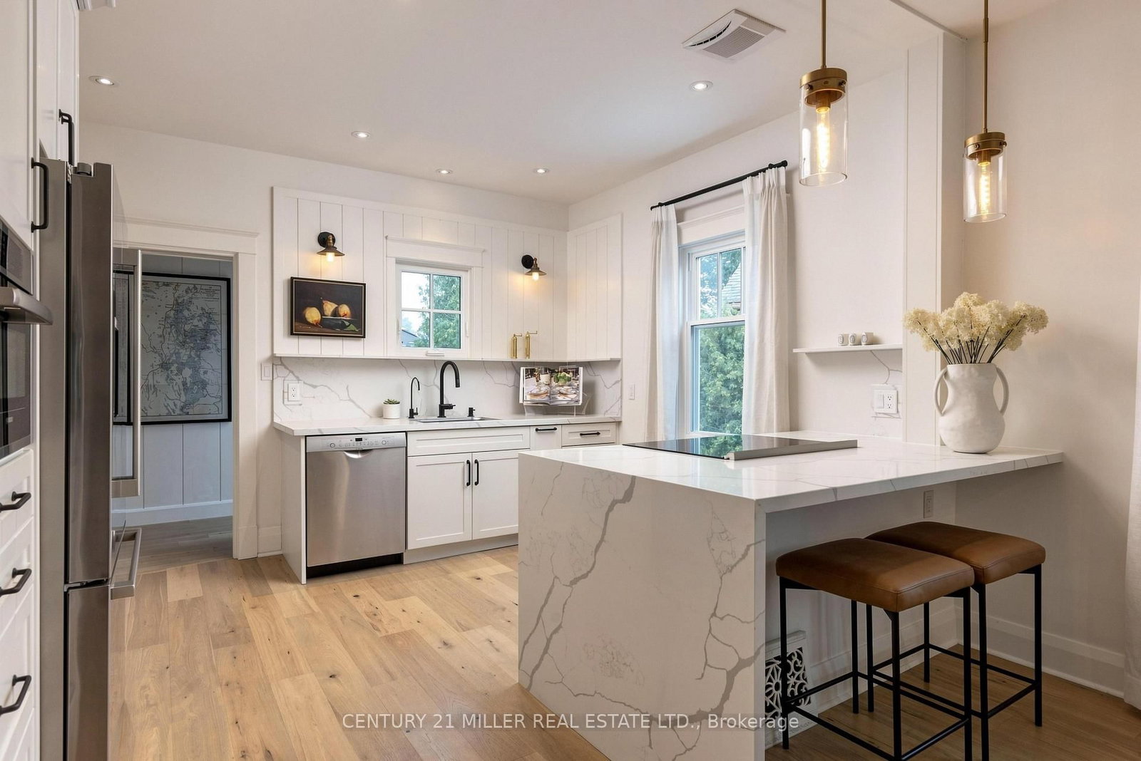 433 Allan Street • Oakville, ON photo 11
