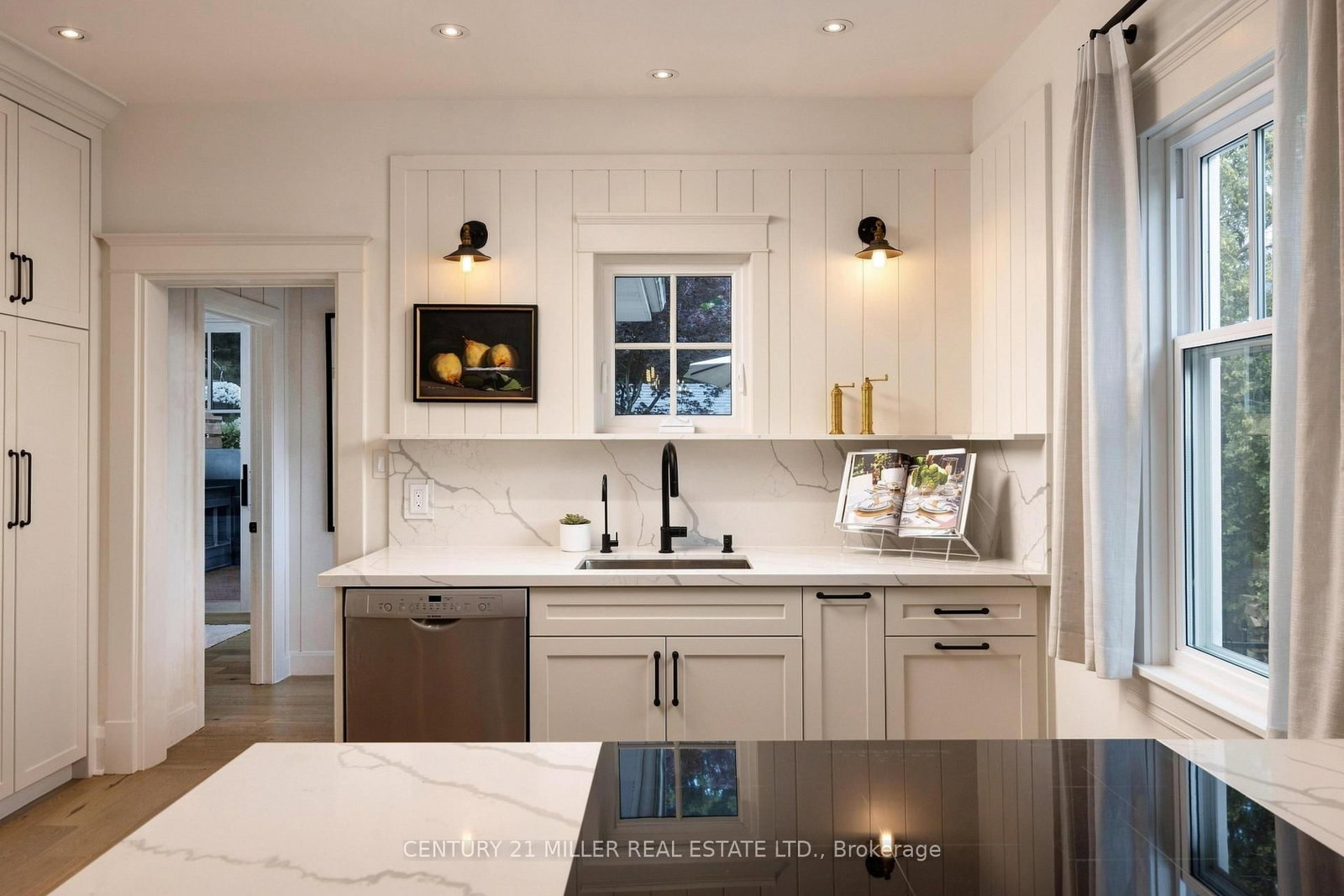 433 Allan Street • Oakville, ON photo 12