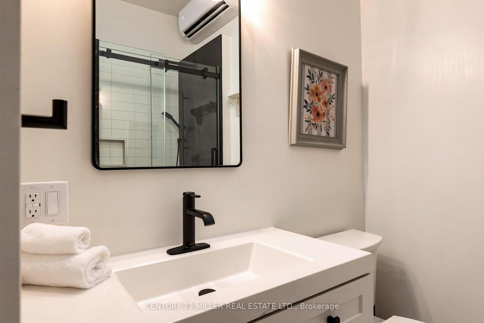 433 Allan Street • Oakville, ON photo 32