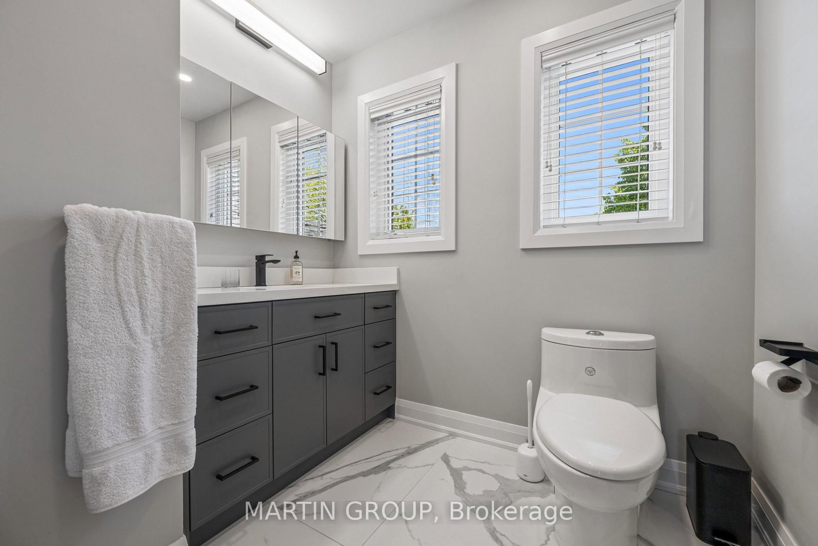 2283 Briargrove Circle • Oakville, ON photo 36