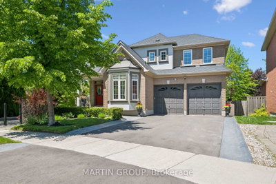2283 Briargrove Circle • Oakville, ON photo 4