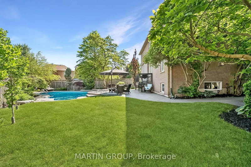 2283 Briargrove Oakville,ON L6M 5A5 — Photo 6