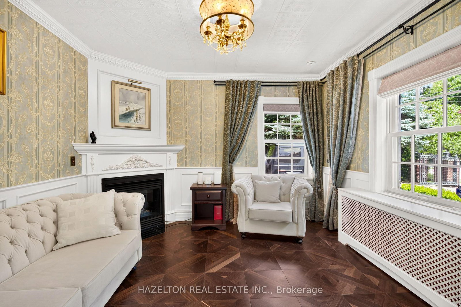 246 Riverside Drive • Toronto, ON photo 16